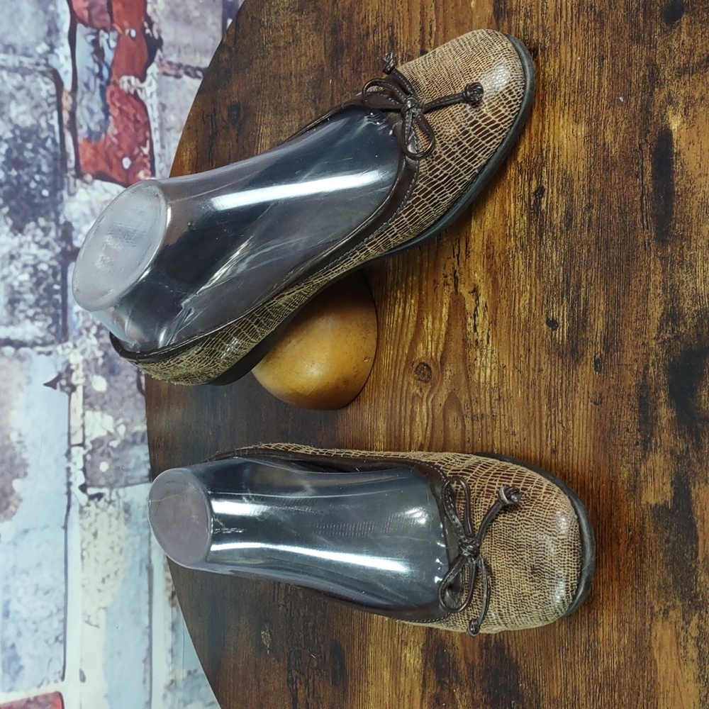 What's What Embossed Leather Ballet Flats